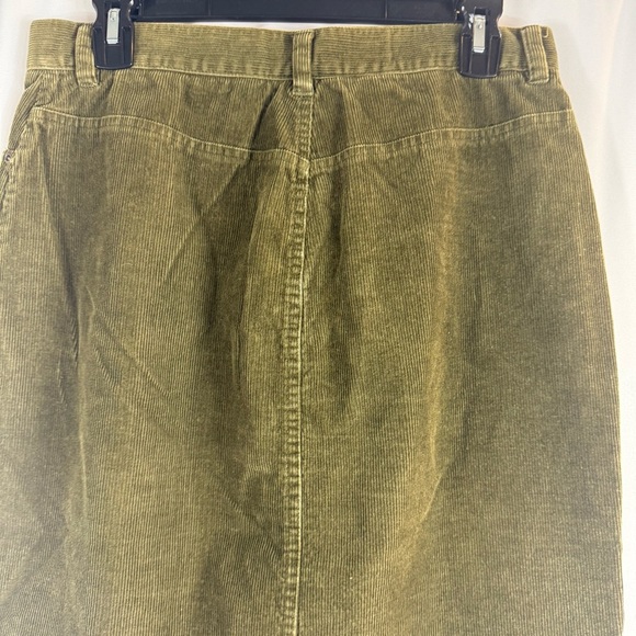 Jones Sport Skirt Size 10 Olive Green Stretch
Corduroy Casual Country Boho Twee - Picture 8 of 12